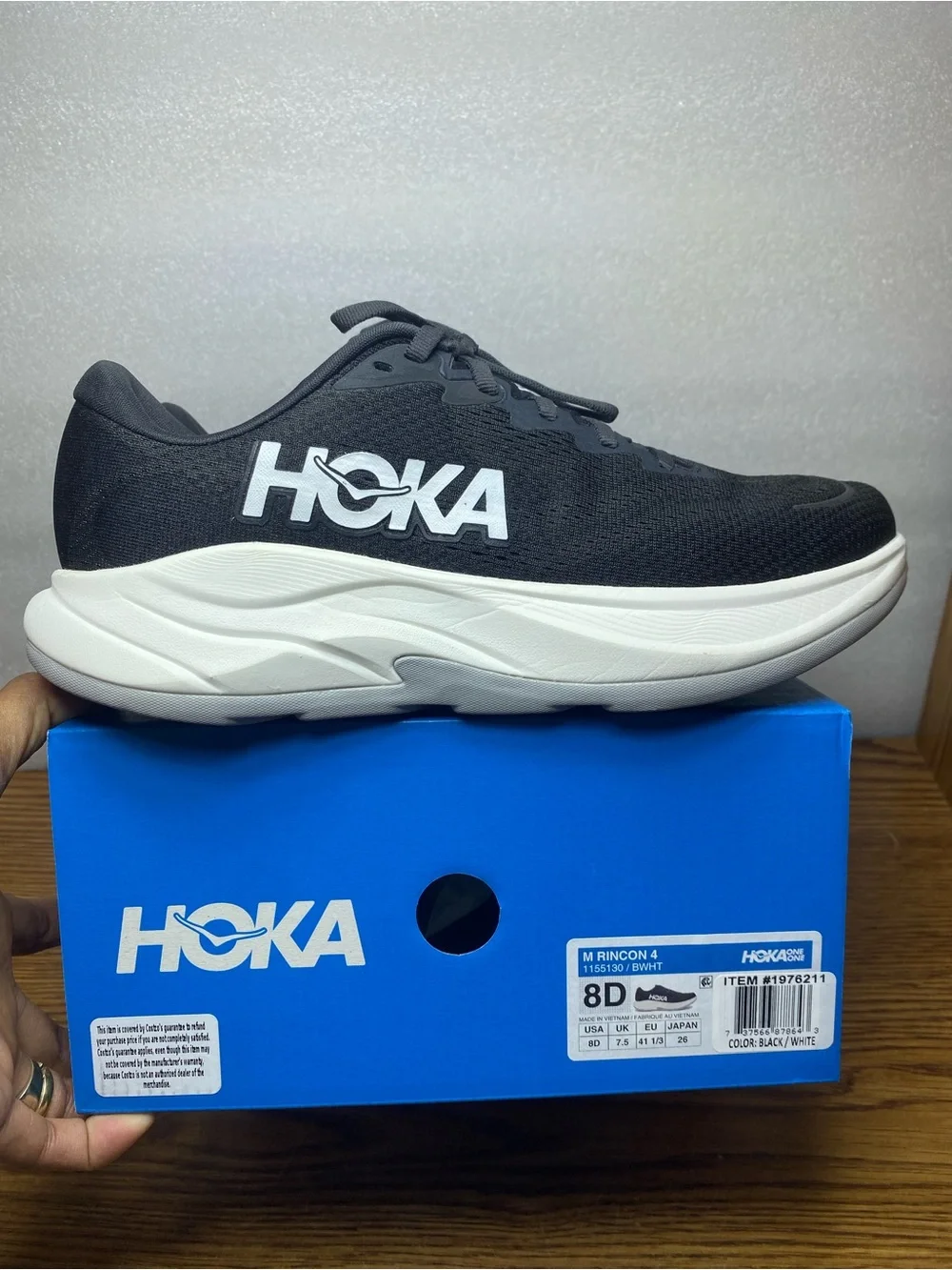 Hoka One One M Rincon 4 Running Shoes Mens Sz 8D Black White 1155130 BWHT NEW